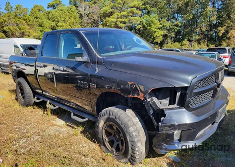 2015 Ram 1500 Express z USA, uszkodzony, nr VIN 1C6RR7FT6FS717739